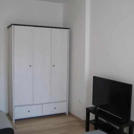 Peninsula Apartman *