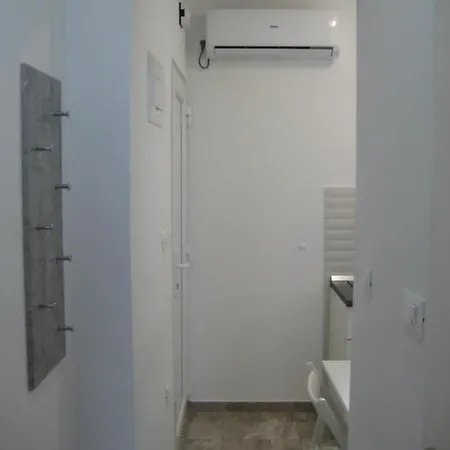 Peninsula Apartment