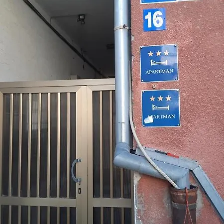 Peninsula Апартаменты *